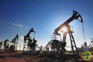 Цены на нефть растут на торгах 