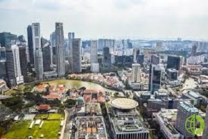 Строгий закон в связи с коронавирусом приняли в Сингапуре