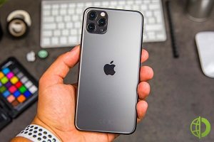 Многие аналитики индустрии также ожидают от компании из Купертино серьёзных изменений в дизайне новых iPhone