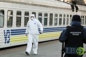 На Запад Украины, где бушует коронавирусная эпидемия и "большая вода", запустят поезда