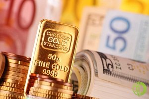 Спотовая цена на золото снизилась на 0,18% до $2.030,95​ за тройскую унцию