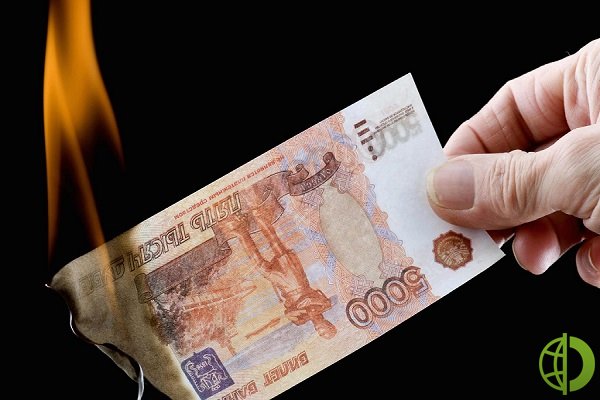 По мнению специалистов InstaForex, в ближайшее время давление на рубль вырастет в разы