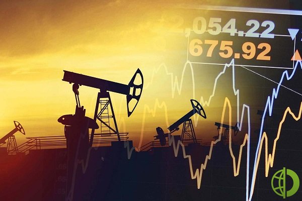 Фьючерсы на нефть WTI поднялись на 0,4%