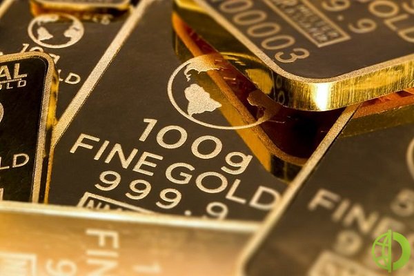 Спотовая цена золота снизилась на 0,3% до 1883,75 доллара за унцию