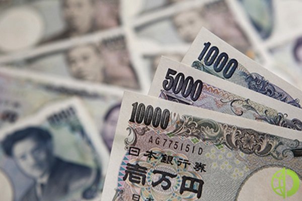 Японская иена укрепилась до 120,53 по отношению к франку