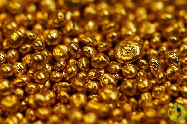 Спотовая цена на золото упала на 0,2% до $1823,61 за унцию