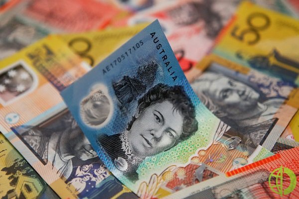 Австралийский доллар вырос до 0,7229 относительно доллара США