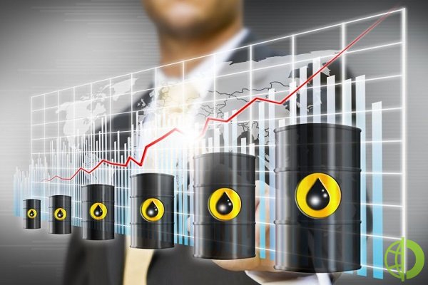 Нефть сорта Brent с контрактами в августе выросла в цене на 0,43% до 121,69 долл/барр