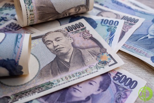 С начала текущего года курс иены снизился на 25 процентов