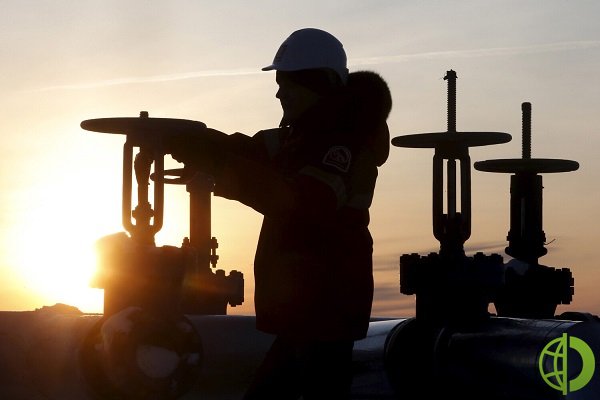 Россия на фоне неопределенной ситуации может снизить добычу нефти