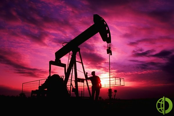 В ноябрьском докладе ОПЕК указывала, что добыча нефти в России в сентябре составила 9,5 миллиона баррелей в сутки